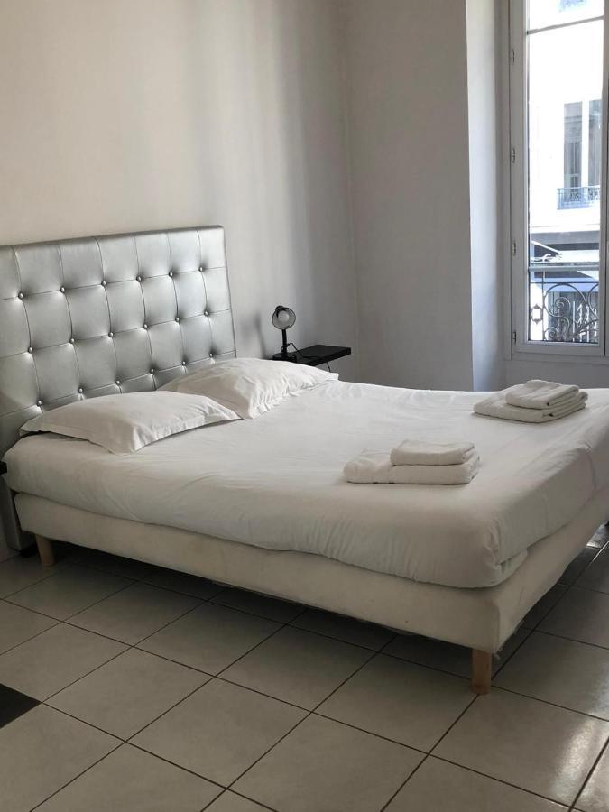 Appartement Le carre d'or à Nice Extérieur photo